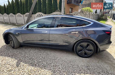 Седан Tesla Model 3 2018 в 
