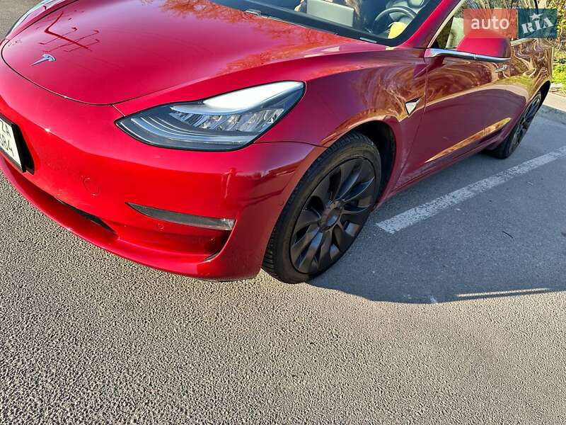 Tesla Model 3 2019