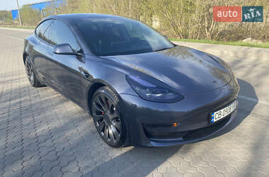 Седан Tesla Model 3 2022 в 