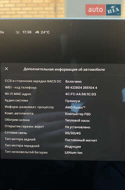 Седан Tesla Model 3 2022 в 