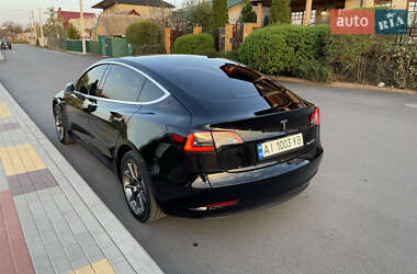 Седан Tesla Model 3 2019 в 