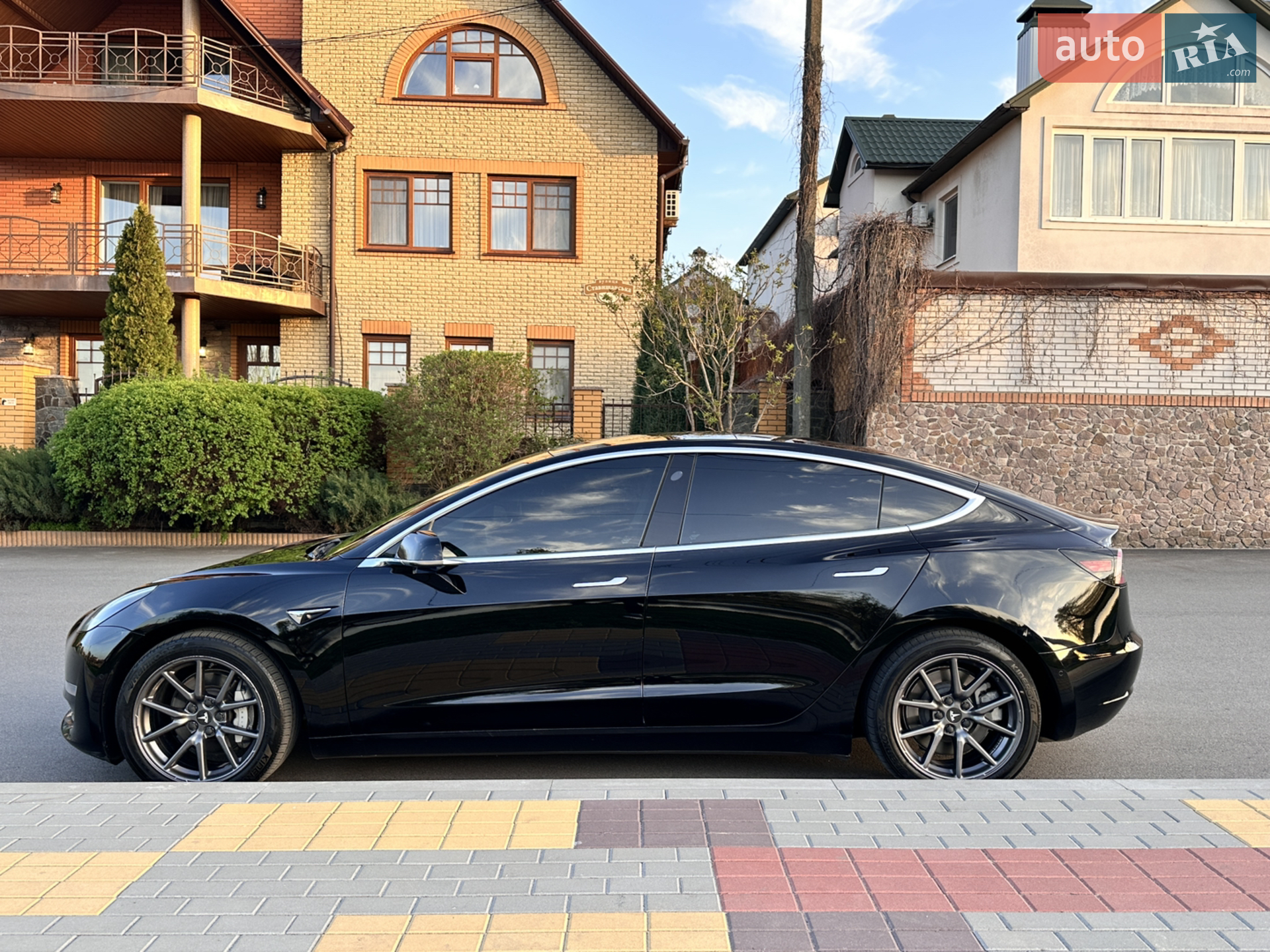 2019 Tesla Model 3 - мініатюра 24