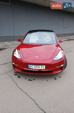 Седан Tesla Model 3 2019 в Львові