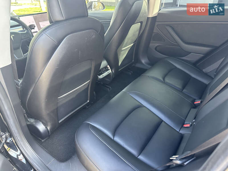 Седан Tesla Model 3 2018 в Харькове