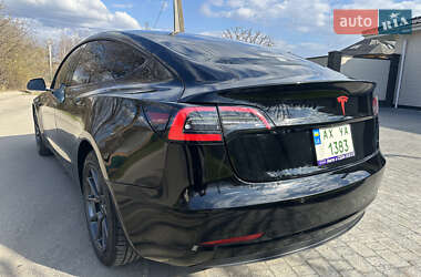 Седан Tesla Model 3 2018 в 