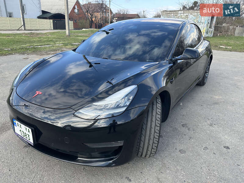 Седан Tesla Model 3 2018 в Харькове