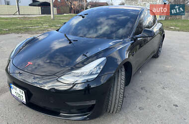 Седан Tesla Model 3 2018 в 