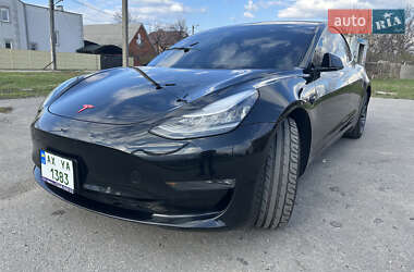 Седан Tesla Model 3 2018 в 