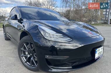Седан Tesla Model 3 2018 в 