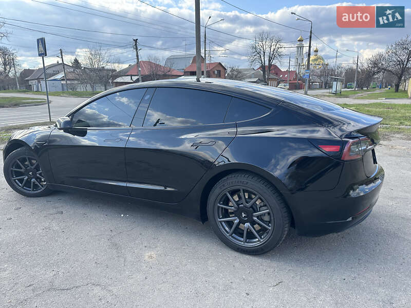 Седан Tesla Model 3 2018 в Харькове