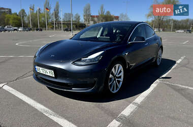 Tesla Model 3 2018 Tesla Model 3 2018