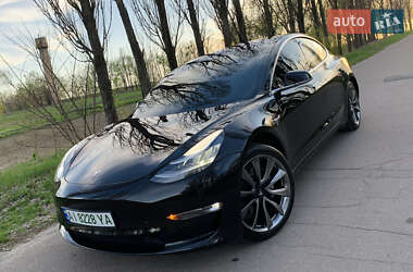 Седан Tesla Model 3 2019 в Ірпені
