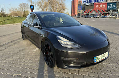 Tesla Model 3 2019 Tesla Model 3 2019