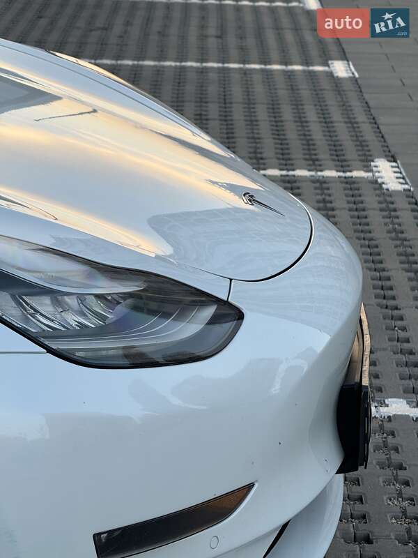 Седан Tesla Model 3 2018 в Киеве фото 6 Седан Tesla Model 3 2018 в Киеве