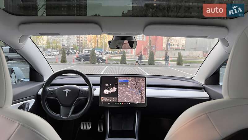 Седан Tesla Model 3 2018 в Киеве фото 18 Седан Tesla Model 3 2018 в Киеве