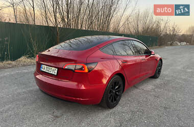 Седан Tesla Model 3 2021 в 