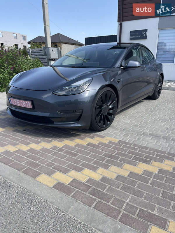 Седан Tesla Model 3 2021 в Софіївській Борщагівці