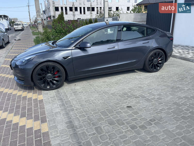 Седан Tesla Model 3 2021 в Софіївській Борщагівці