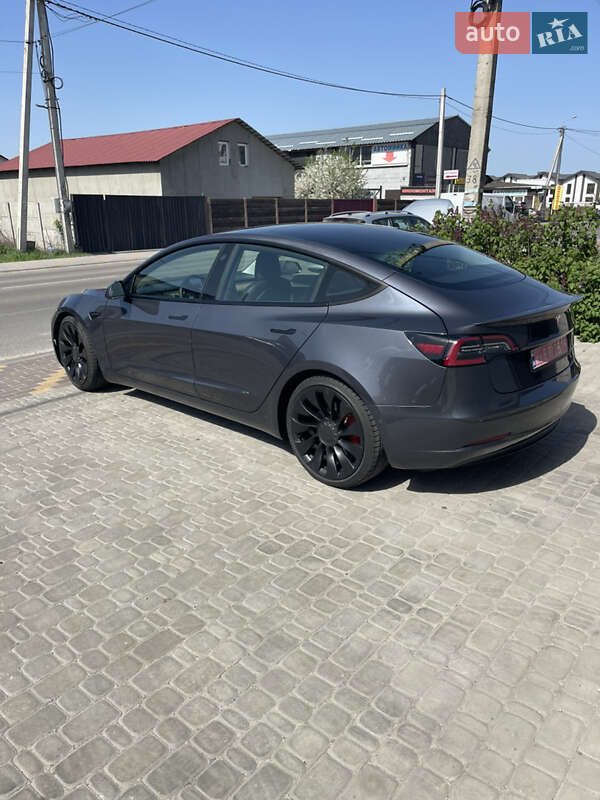 Седан Tesla Model 3 2021 в Софіївській Борщагівці