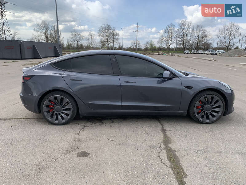 Седан Tesla Model 3 2021 в Миколаєві