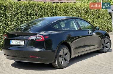 Седан Tesla Model 3 2021 в 