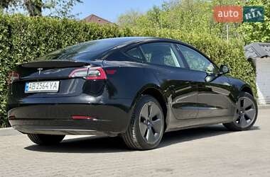 Седан Tesla Model 3 2021 в 