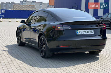 Седан Tesla Model 3 2019 в 