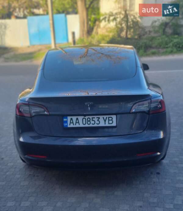 Седан Tesla Model 3 2022 в Василькове