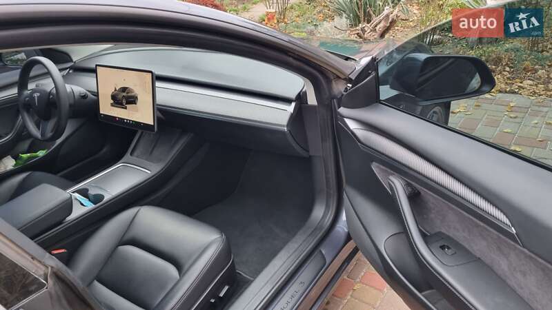 Седан Tesla Model 3 2022 в Василькове