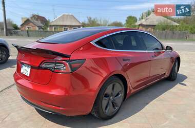 Седан Tesla Model 3 2018 в 