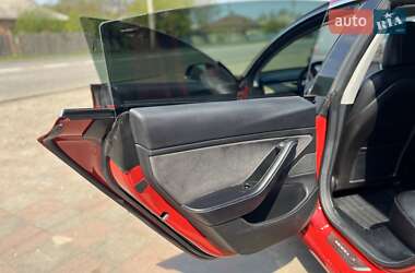 Седан Tesla Model 3 2018 в 