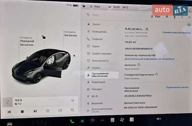Седан Tesla Model 3 2020 в 