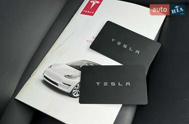 Седан Tesla Model 3 2019 в 