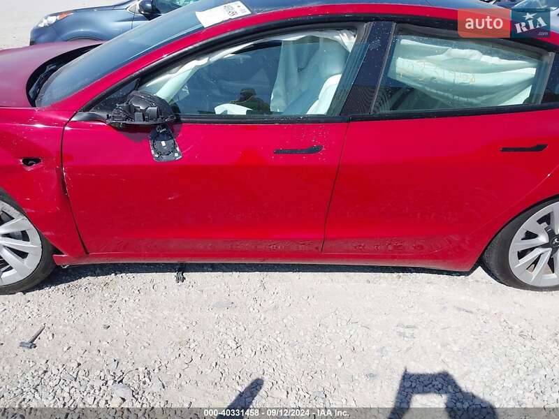 Седан Tesla Model 3 2022 в Киеве
