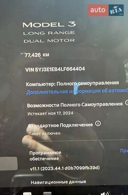 Седан Tesla Model 3 2020 в Чернівцях