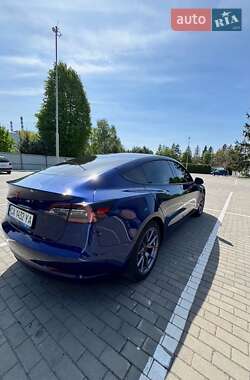 Седан Tesla Model 3 2023 в Луцке