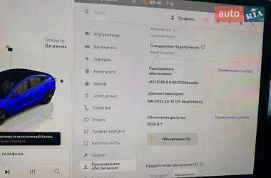 Седан Tesla Model 3 2023 в Луцке
