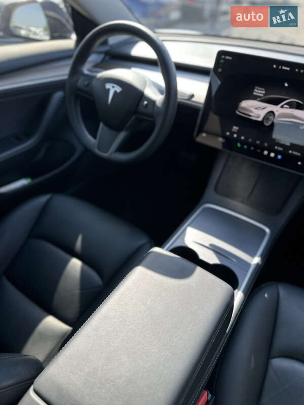 Седан Tesla Model 3 2022 в Ивано-Франковске фото 30 Седан Tesla Model 3 2022 в Ивано-Франковске