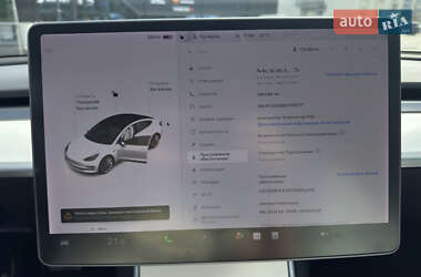 Седан Tesla Model 3 2019 в 