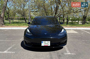 Седан Tesla Model 3 2022 в Одессе