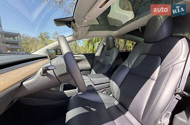 Седан Tesla Model 3 2022 в Одессе