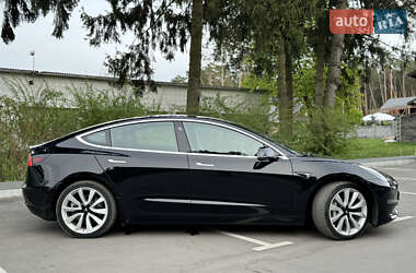 Седан Tesla Model 3 2019 в 