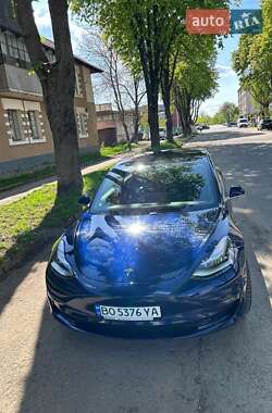 Седан Tesla Model 3 2018 в 