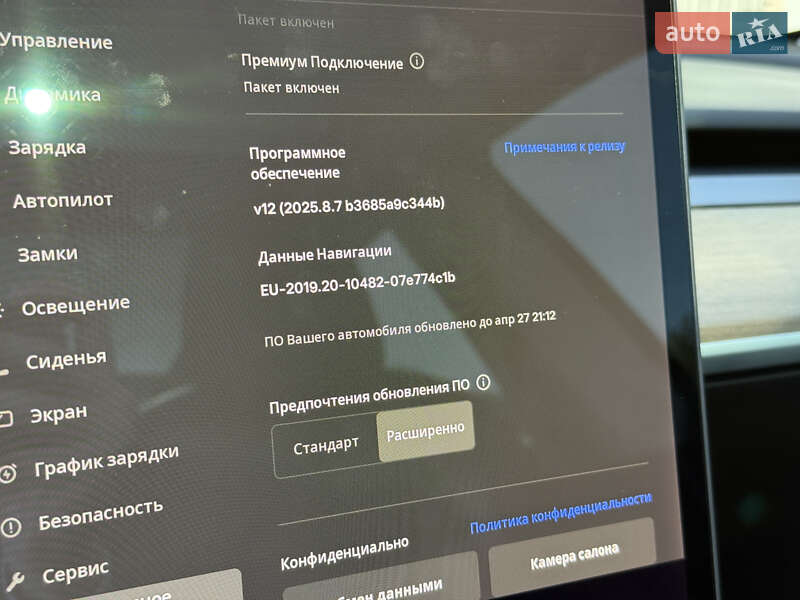 Седан Tesla Model 3 2022 в Львові