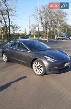Tesla Model 3 2018 Tesla Model 3 2018