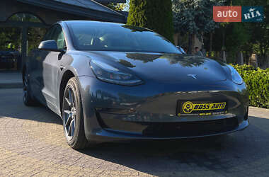Седан Tesla Model 3 2022 в Львові