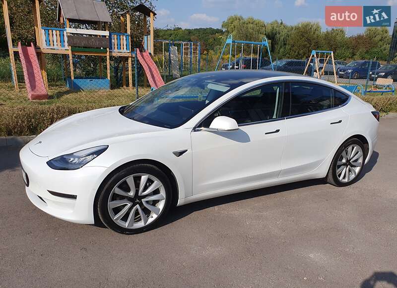 Седан Tesla Model 3 2020 в Рівному фото 32 Седан Tesla Model 3 2020 в Рівному