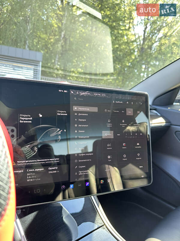 Седан Tesla Model 3 2019 в Виннице