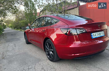 Седан Tesla Model 3 2019 в 