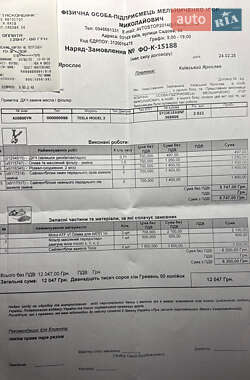Седан Tesla Model 3 2022 в 
